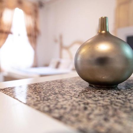 Studio Du Maire Maison De L'Eglise Du Couvent นาร์บอนน์ ภายนอก รูปภาพ