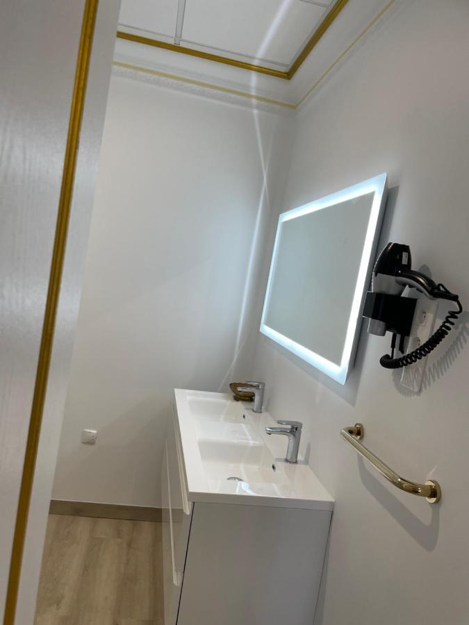 Studio Du Maire Maison De L'Eglise Du Couvent นาร์บอนน์ ภายนอก รูปภาพ