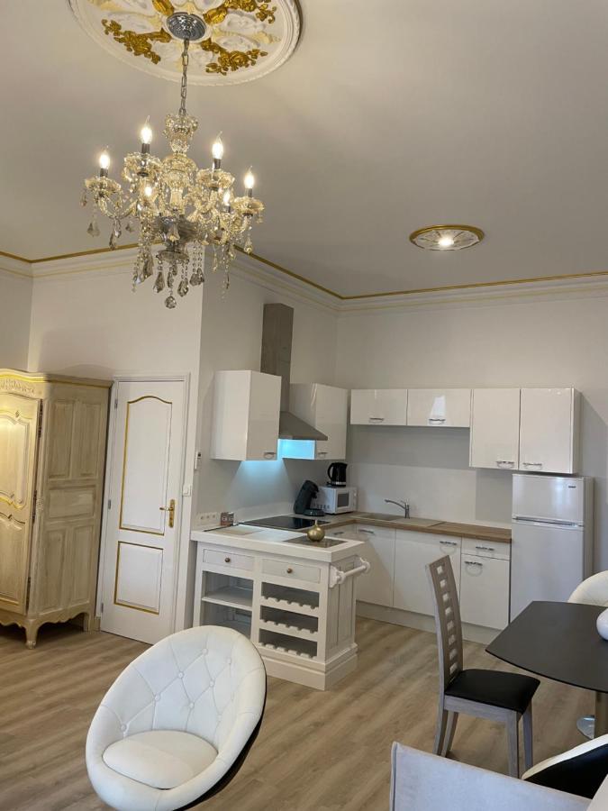Studio Du Maire Maison De L'Eglise Du Couvent นาร์บอนน์ ภายนอก รูปภาพ