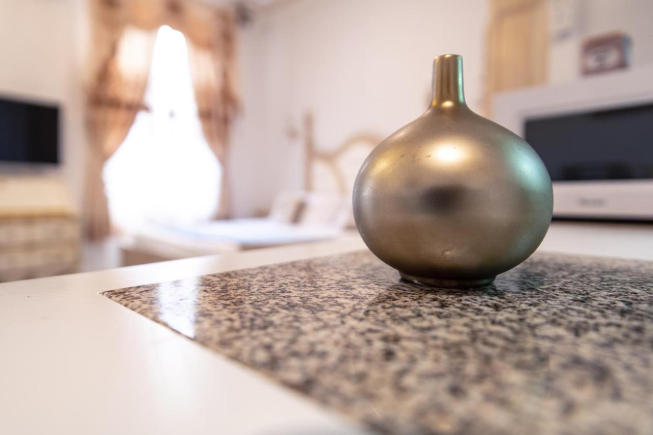 Studio Du Maire Maison De L'Eglise Du Couvent นาร์บอนน์ ภายนอก รูปภาพ