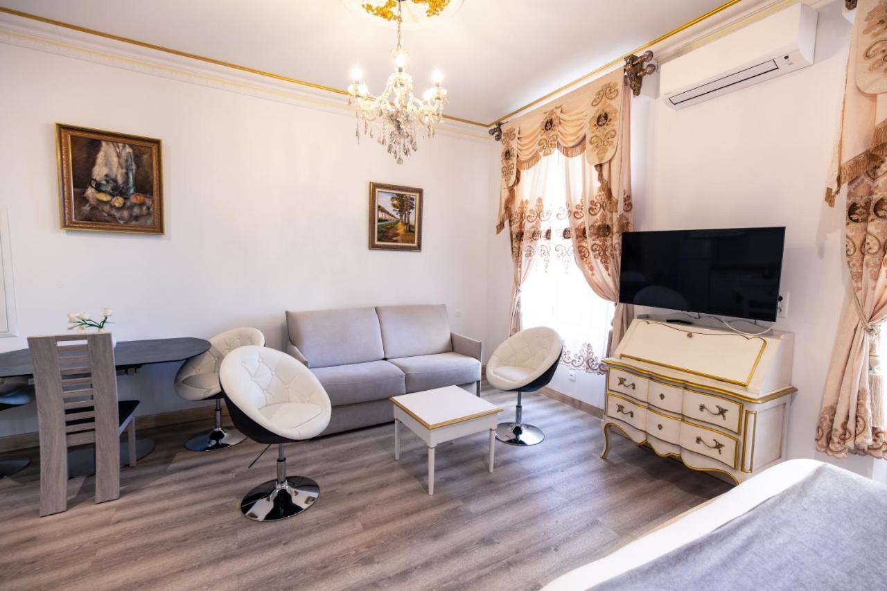 Studio Du Maire Maison De L'Eglise Du Couvent นาร์บอนน์ ภายนอก รูปภาพ